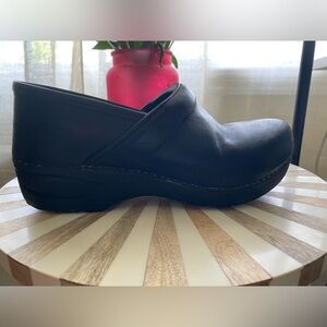 Dansko women’s clogs